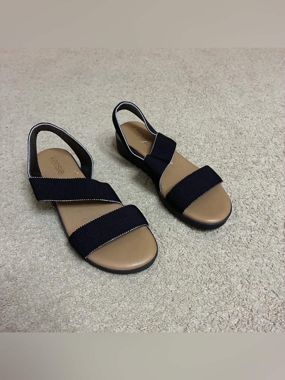 Kensie Women's Black Elastic Strap Flat Sandals